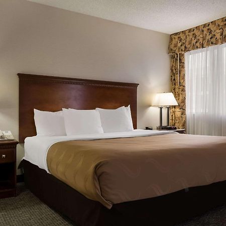 Quality Inn Grand Blanc - Flint South Εξωτερικό φωτογραφία