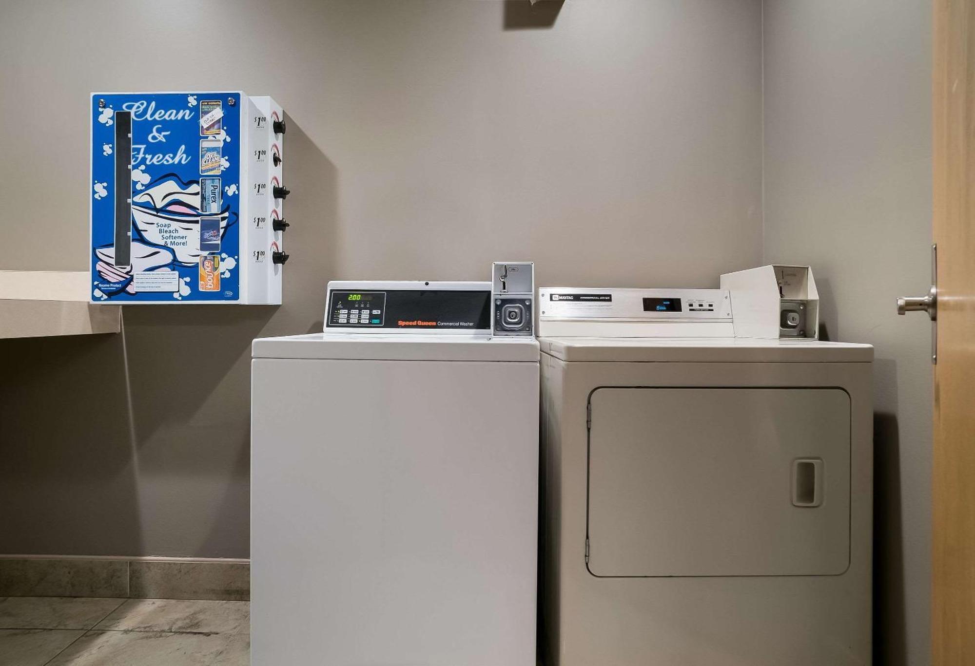 Quality Inn Grand Blanc - Flint South Εξωτερικό φωτογραφία