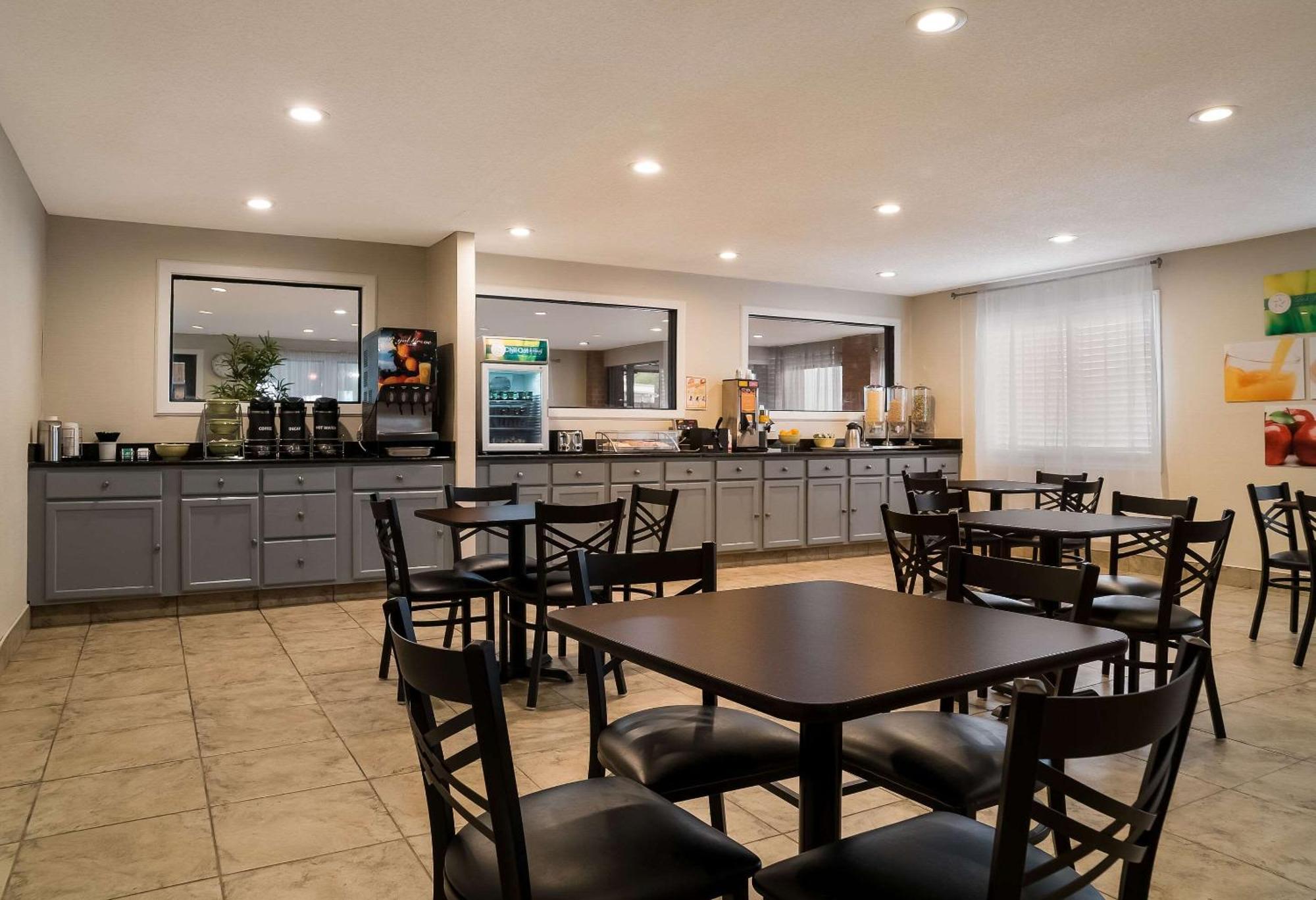 Quality Inn Grand Blanc - Flint South Εξωτερικό φωτογραφία